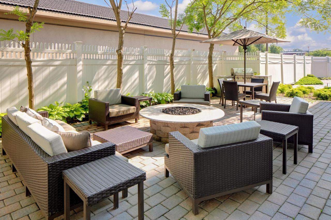 Courtyard Long Island Macarthur Airport Ronkonkoma Exterior foto